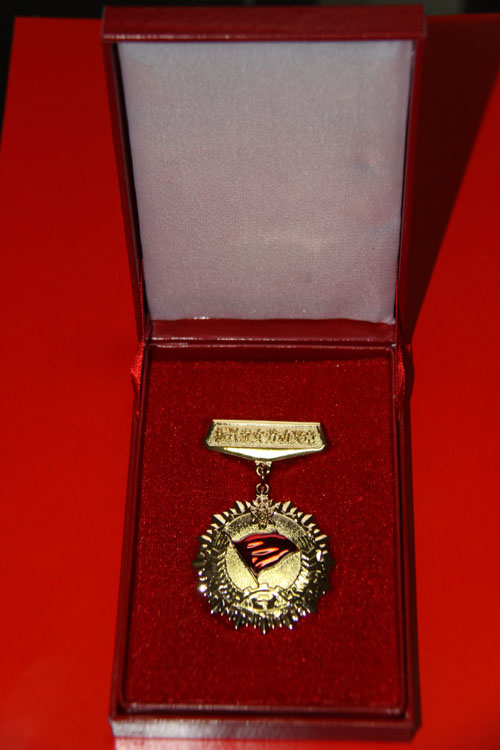 公司董事長季楨榮獲省優(yōu)秀企業(yè)家 公司董事長季楨榮獲省優(yōu)秀企業(yè)家