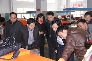 泰安高新區(qū)黨工委書記 管委會(huì)主任陶長江一行來我公司調(diào)研 泰安高新區(qū)黨工委書記 管委會(huì)主任陶長江一行來我公司調(diào)研